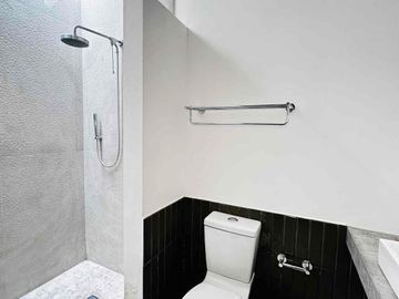 Casa sin Muebles ,4 recámaras.