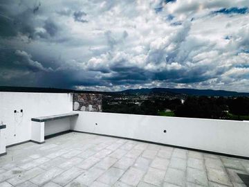 Casa sin Muebles ,4 recámaras.