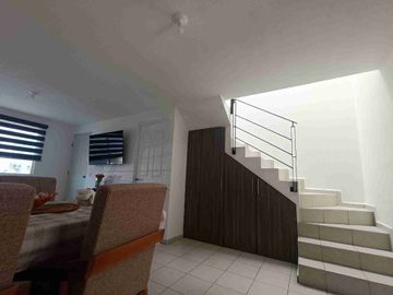 Casa en Venta en Fracc. Viñedos, Querétaro