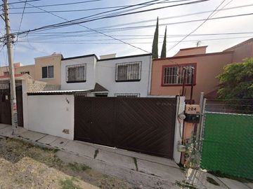 CASA EN VENTA EN MISION DE SANTA SOFIA, CANDILES, QUERETARO.