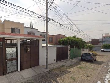 CASA EN VENTA EN MISION DE SANTA SOFIA, CANDILES, QUERETARO.