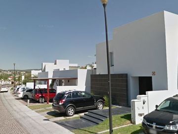 CASA EN VENTA EN CUMBRES DEL LAGO, JURIQUILLA, QUERETARO.