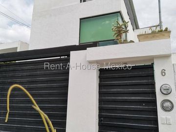 Loft Amueblado en Renta | Cerca de Los Arcos y Universidad Cuauhtémoc | Servicios Incluidos / DG
