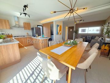 Casa en Venta | 3 Recámaras | Cocina Equipada | Jardín Interior | Amenidades / DG