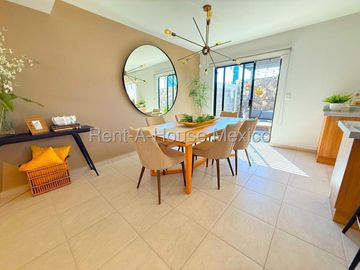 Casa en Venta | 3 Recámaras | Cocina Equipada | Jardín Interior | Amenidades / DG