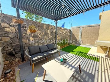 Casa en Venta | 3 Recámaras | Cocina Equipada | Jardín Interior | Amenidades / DG