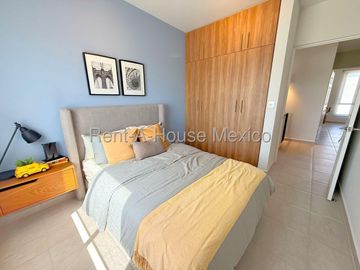 Casa en Venta | 3 Recámaras | Cocina Equipada | Jardín Interior | Amenidades / DG