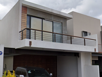 CASA EN VENTA EN CUMBRES DEL LAGO, JURIQUILLA, QUERETARO.