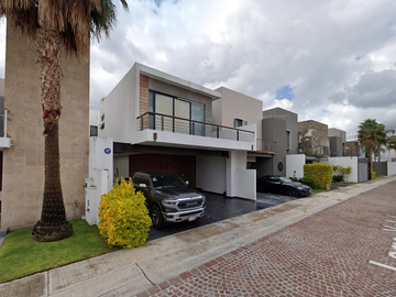 CASA EN VENTA EN CUMBRES DEL LAGO, JURIQUILLA, QUERETARO.