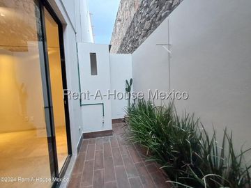 Zibatá Casa en Renta Cerca de HEB y Parque Jamadi DT303