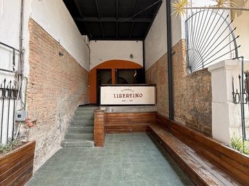 Casa en venta en ESQUINA sobre Av. Vallarta colonia Americana