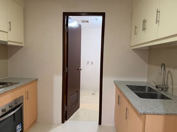 Last 3 Bedroom Rent to Own Condo For Sale in Florence McKinley Hill Taguig near Enderun