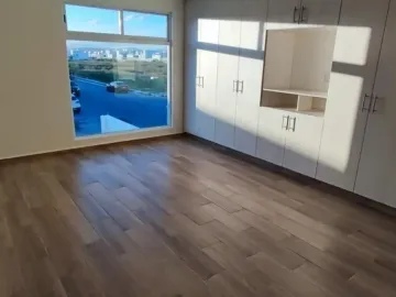 CASA EN VENTA EN LOS NOGALES, EL PUEBLITO, QUERETARO.
