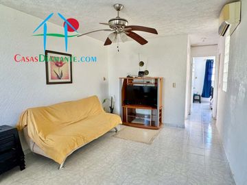 Depa en venta con 2 recámaras, 2 baños y un estacionamiento