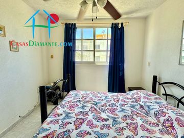 Depa en venta con 2 recámaras, 2 baños y un estacionamiento