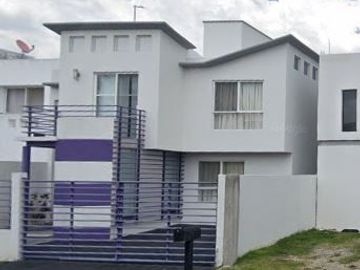 CASA EN VENTA EN JURIQUILLA, QUERETARO.