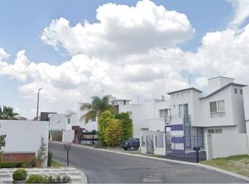 CASA EN VENTA EN JURIQUILLA, QUERETARO.