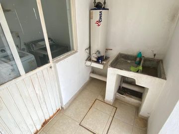 CASA AMUEBLADA RENTA, 3 REC CERCA DE PLAYA COTO PRIVADO