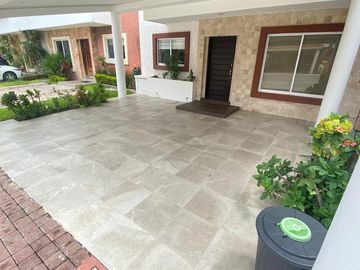 CASA AMUEBLADA RENTA, 3 REC CERCA DE PLAYA COTO PRIVADO
