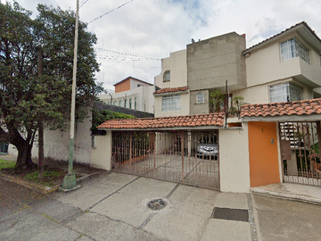 VENTA DE CASA EN CIUDAD SATELITE NAUCALPAN