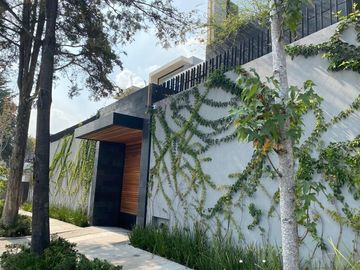 CASA EN VENTA EN LOMAS DE TECAMACHALCO