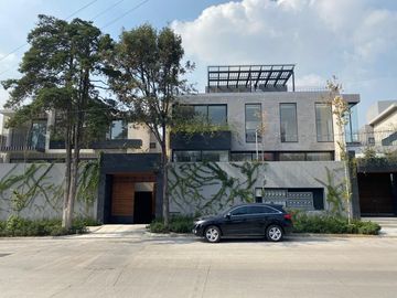 CASA EN VENTA EN LOMAS DE TECAMACHALCO