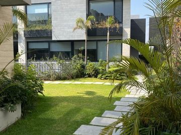 CASA EN VENTA EN LOMAS DE TECAMACHALCO