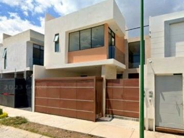 CASA EN VENTA (RECUPERACION HIPOTECARIA)