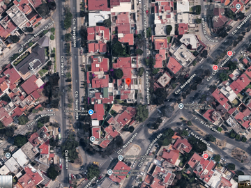 Hermosa casa en Alejandro Malaspina, Cd. Satélite, 53100 Naucalpan de Juárez, Méx., México. No créditos.