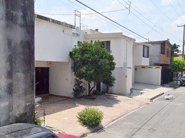 CASA EN VENTA EN CALLE ANTONIO GAONA, RESIDENCIAL LA FLORIDA, MONTERREY