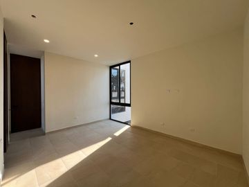 CASA NUEVA DE 3 RECÁMARAS EN BENITO JUAREZ NORTE, MÉRIDA