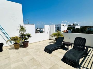 Amplio departamento en renta en el centro de playa del carmen