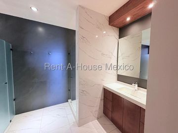 Loma Dorada Exclusivo Departamento en Renta con Amenidades de Primer Nivel DT3390