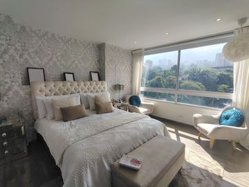 Apartamento en arriendo en Los Benedictinos, Envigado