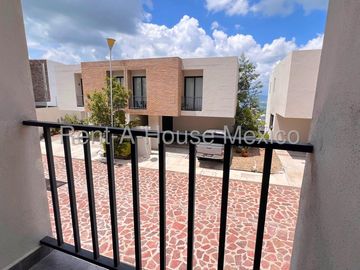 Departamento en Renta con Jardín y Amenidades en Zibatá SGU116