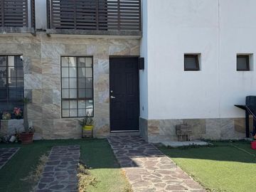 CASA VENTA EN BOSQUES DEL DORADO, LEÓN, GTO.
