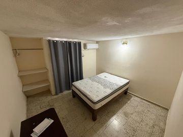 CASA DE 3 RECAMARAS  SIN MUEBLES, EL TOREO. $11,000