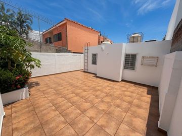 CASA DE 3 RECAMARAS  SIN MUEBLES, EL TOREO. $11,000