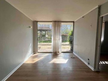 Departamento en Venta en Reñaca, Viña del Mar | 3 Dormitorios, 2 Baños, Estacionamiento