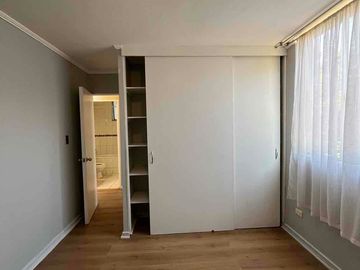 Departamento en Venta en Reñaca, Viña del Mar | 3 Dormitorios, 2 Baños, Estacionamiento