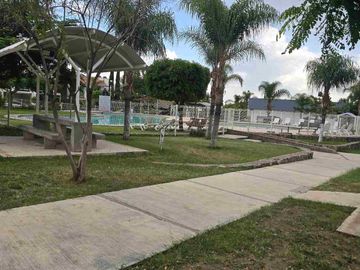 Casa EN VENTA JARDINES DE LOS NARANJOS LEON GTO