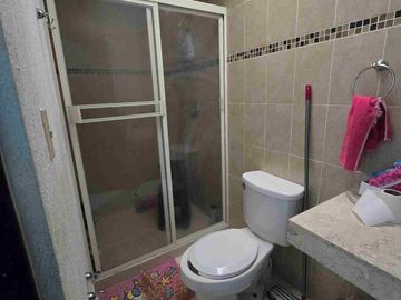 Casa EN VENTA JARDINES DE LOS NARANJOS LEON GTO