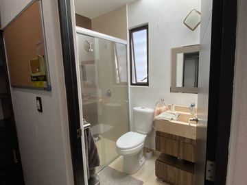 RENTA DE CASA AMUEBLADA EN KATANIA RESIENCIAL