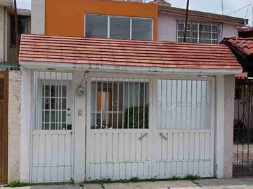 Casa Renta en Privada