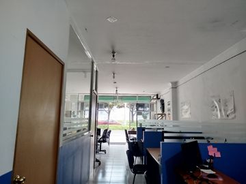 Renta de Local Comercial en Boulevard Aeropuerto Toluca