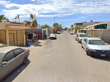 CASA EN VENTA DE RECUPERACION HIPOTECARIA EN LA PAZ CENTRO, LA PAZ, BAJA CALIFORNIA SUR.
