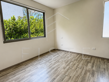 Casa en RENTA en Bosques Vallarta Zapopan