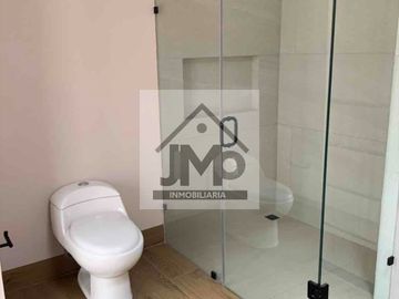 RENTO CASA NUEVA EN PRIVANZAS RESIDENCIAL