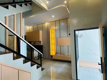 Rumah Dijual Sawangan Siap Huni 2 Lantai Dekat Terminal Trans Sawangan