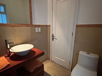 VIVE EN LA COLONIA ROMA , ZONA TURISTICA Y COMERCIAL, RESTAURANTES